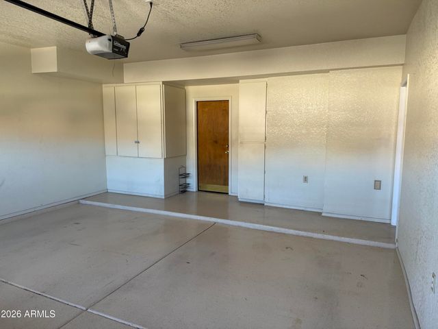 7031 W WESCOTT Drive, Glendale, AZ 85308