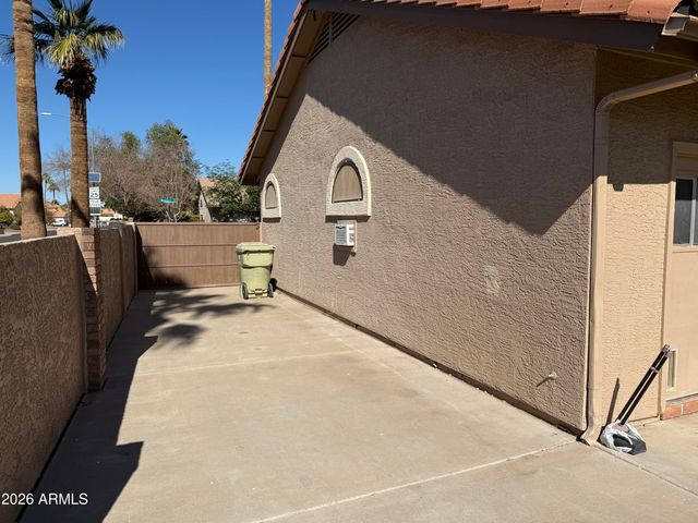 7031 W WESCOTT Drive, Glendale, AZ 85308