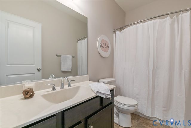 1318 Michaux Park Ln, Midlothian, VA 23113