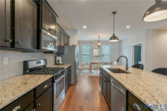 1318 Michaux Park Ln, Midlothian, VA 23113