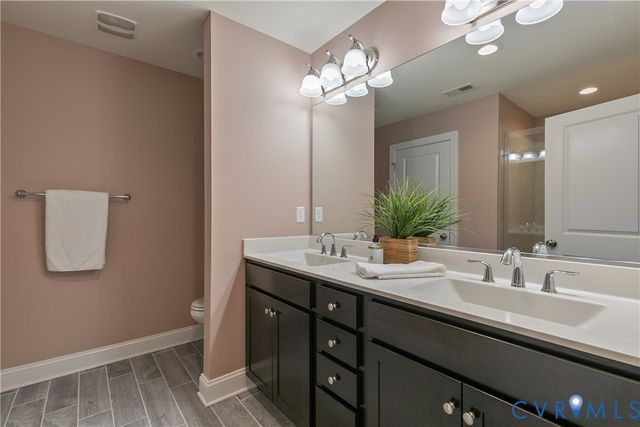 1318 Michaux Park Ln, Midlothian, VA 23113