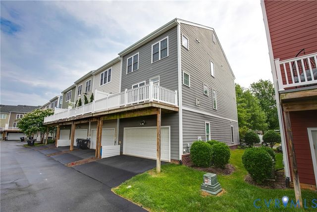 1318 Michaux Park Ln, Midlothian, VA 23113
