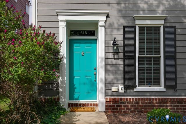 1318 Michaux Park Ln, Midlothian, VA 23113