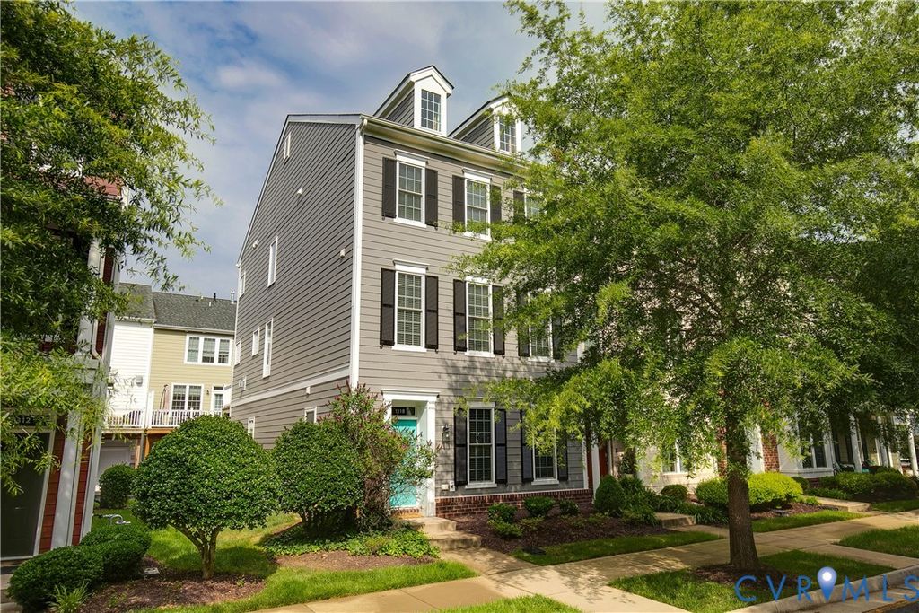 1318 Michaux Park Ln, Midlothian, VA 23113