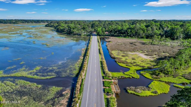 68 Royal Pointe Drive, Hilton Head Island, SC 29926