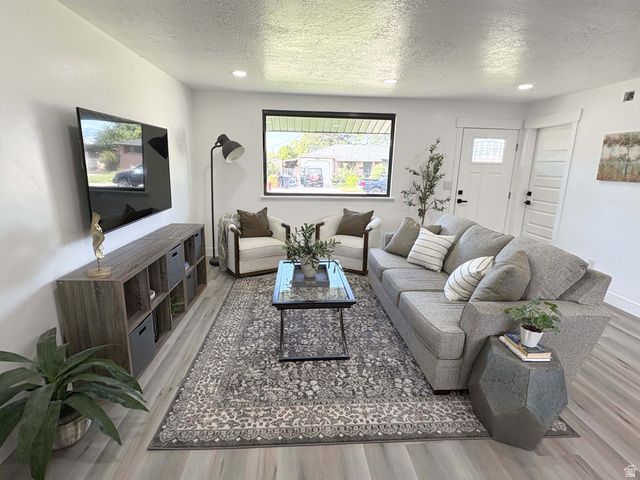 4173 W 5010 S, Kearns, UT 84118