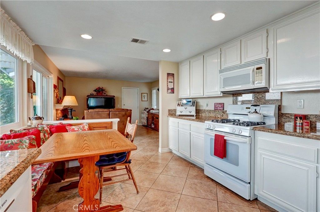 25839 Vaquero Court, Valencia, CA 91355 — photo 4