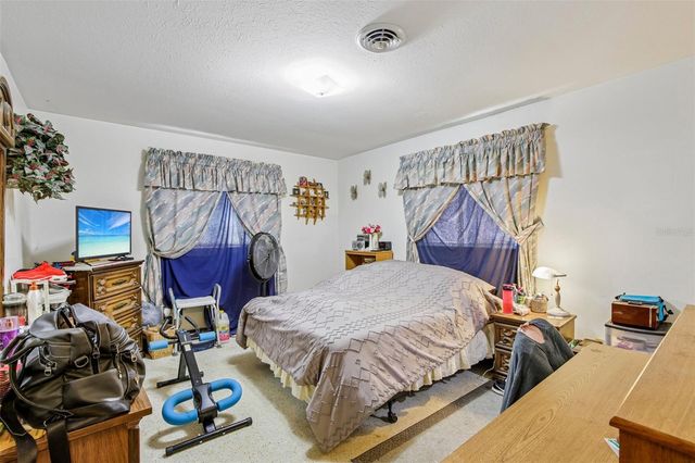 2210 GENTIAN ROAD, Venice, FL 34293