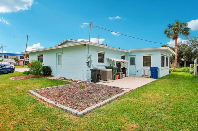 2210 GENTIAN ROAD, Venice, FL 34293
