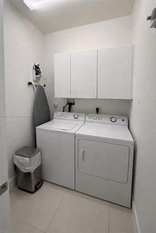 6671 NW 105th Ave, Doral, FL 33178