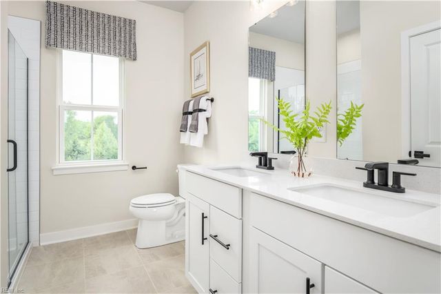 303 Iris CIR, Moyock, NC 27958