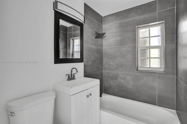 265 NW 135th St, North Miami, FL 33168