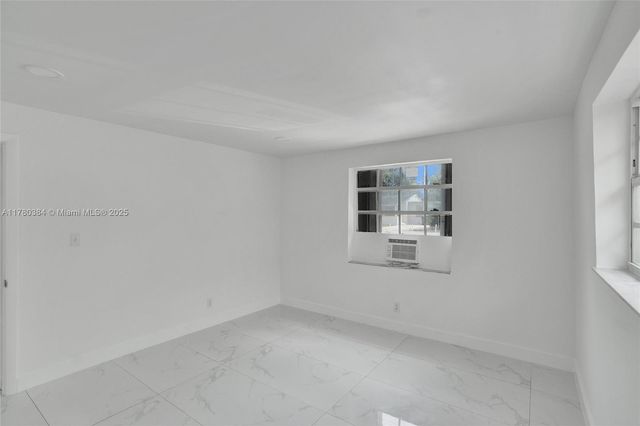 265 NW 135th St, North Miami, FL 33168