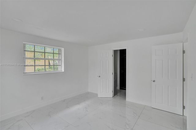 265 NW 135th St, North Miami, FL 33168