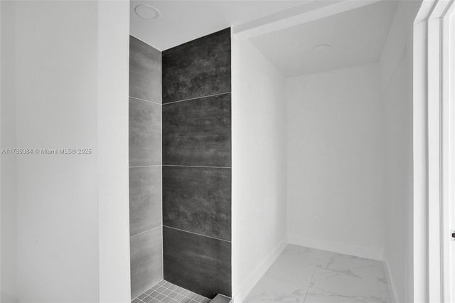 265 NW 135th St, North Miami, FL 33168