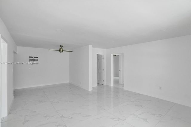 265 NW 135th St, North Miami, FL 33168