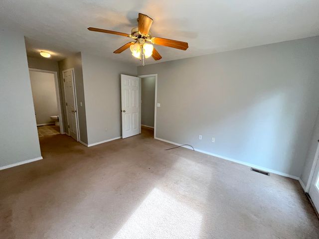 198 Wright Road, Reeds Spring, MO 65737