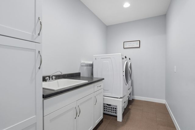 761 Sweet Wood Lane, Blue Grass, IA 52726