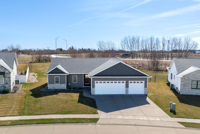 761 Sweet Wood Lane, Blue Grass, IA 52726