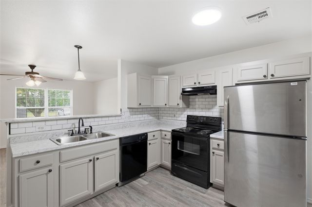 14820 S Toledo Avenue, Bixby, OK 74008