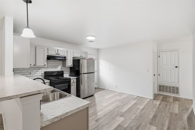 14820 S Toledo Avenue, Bixby, OK 74008