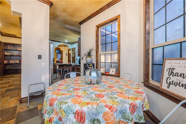 5 W Pond, Rockport, TX 78382