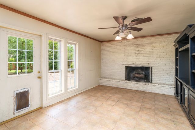 3613 Wooten Drive, Fort Worth, TX 76133