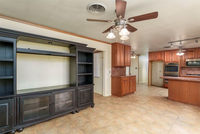 3613 Wooten Drive, Fort Worth, TX 76133