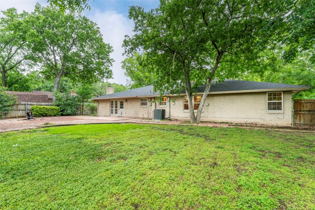 3613 Wooten Drive, Fort Worth, TX 76133