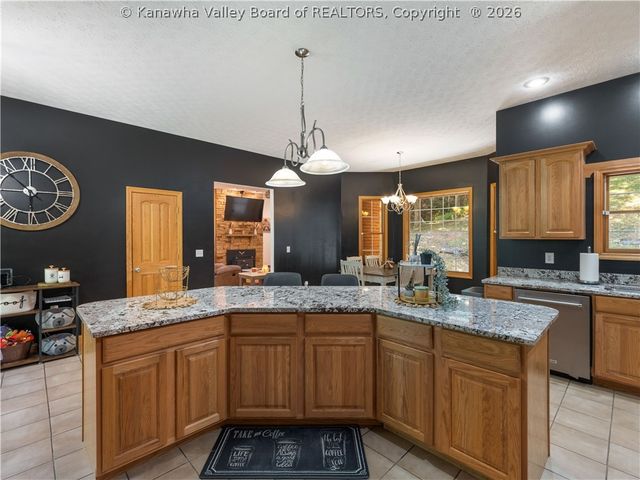 2290 Trace Creek Road, Hurricane, WV 25526