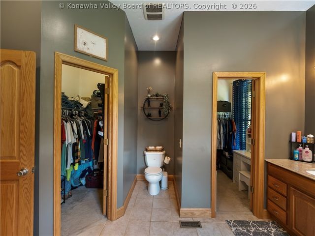 2290 Trace Creek Road, Hurricane, WV 25526