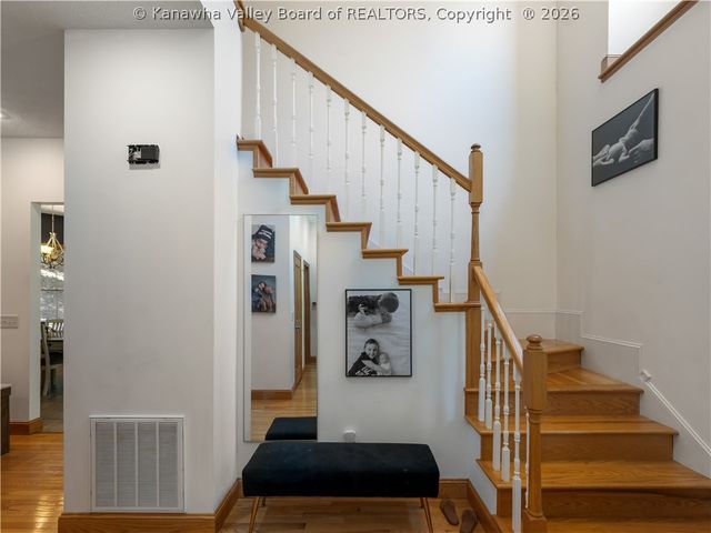 2290 Trace Creek Road, Hurricane, WV 25526