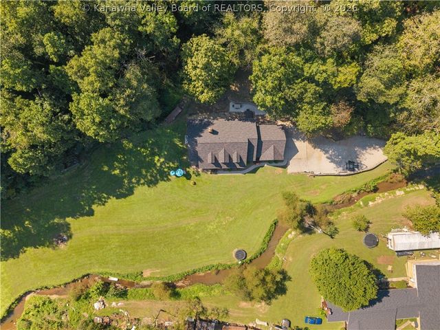 2290 Trace Creek Road, Hurricane, WV 25526