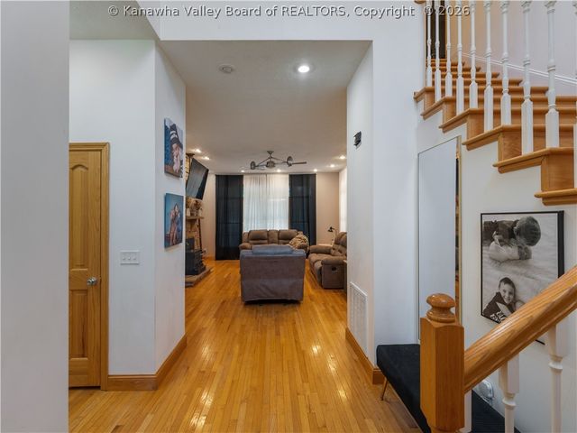 2290 Trace Creek Road, Hurricane, WV 25526
