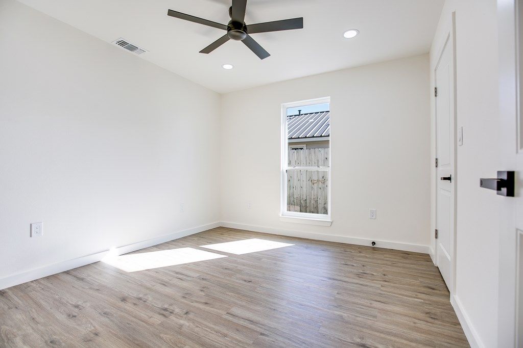 Image 16 of property listing at 2809 Bowie St, San Angelo, TX 76901