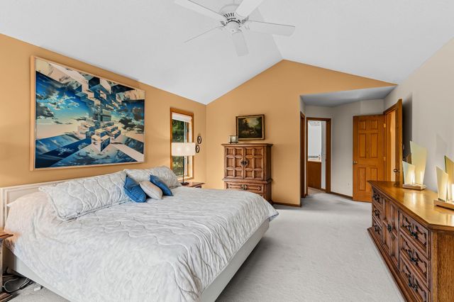 655 Evergreen Circle, Shoreview, MN 55126