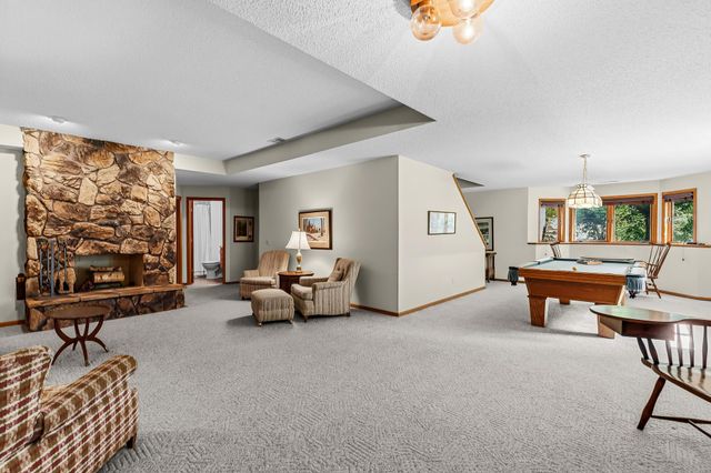 655 Evergreen Circle, Shoreview, MN 55126