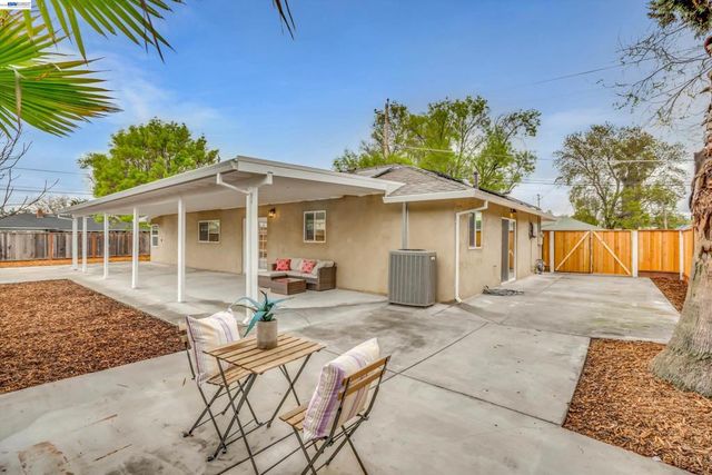 1954 1954 Treadway Ln, Pleasant Hill, CA 94523