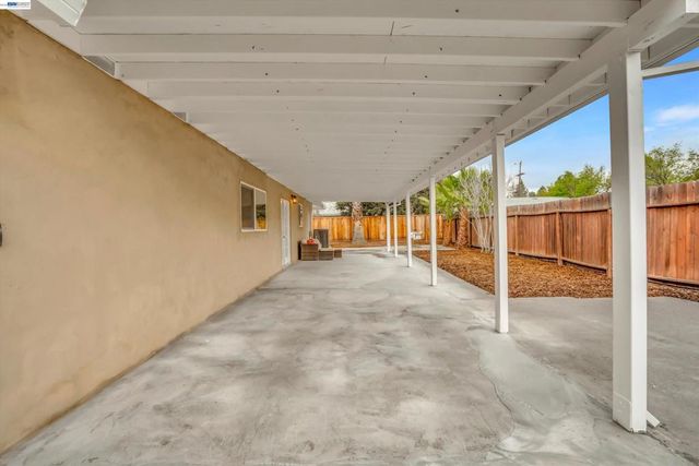 1954 1954 Treadway Ln, Pleasant Hill, CA 94523