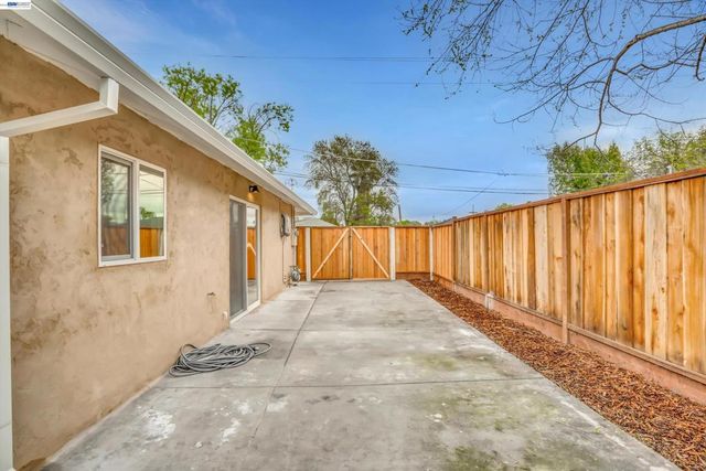 1954 1954 Treadway Ln, Pleasant Hill, CA 94523