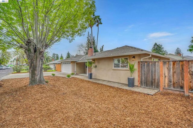 1954 1954 Treadway Ln, Pleasant Hill, CA 94523