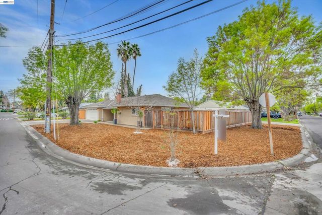 1954 1954 Treadway Ln, Pleasant Hill, CA 94523