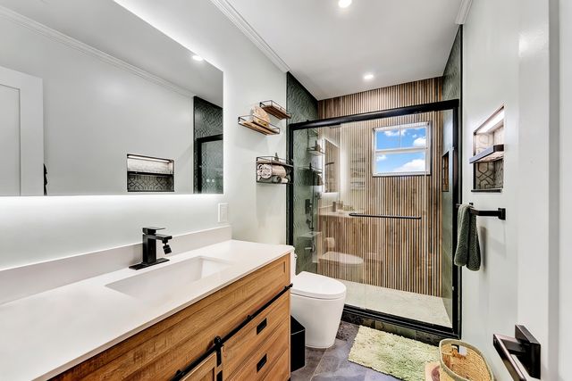 661 Eagle Circle, Delray Beach, FL 33444