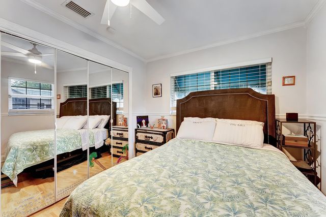 661 Eagle Circle, Delray Beach, FL 33444