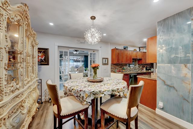 661 Eagle Circle, Delray Beach, FL 33444