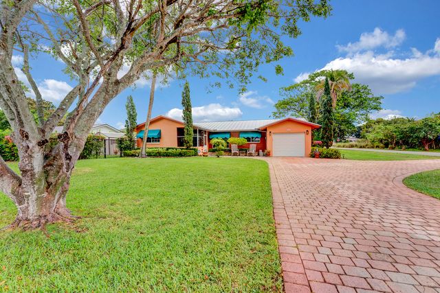 661 Eagle Circle, Delray Beach, FL 33444