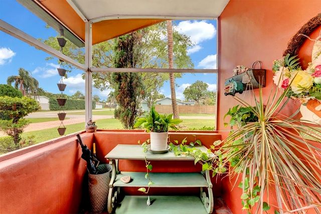 661 Eagle Circle, Delray Beach, FL 33444