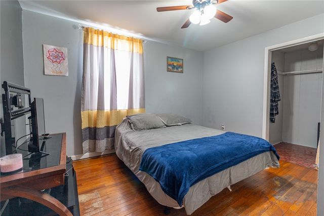 6808 Monroe Ave, West Mifflin, PA 15122