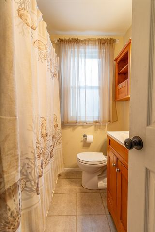 6808 Monroe Ave, West Mifflin, PA 15122