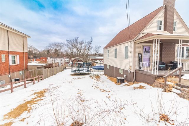 6808 Monroe Ave, West Mifflin, PA 15122